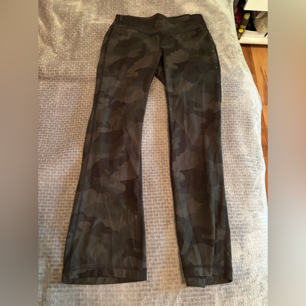 Yogalicious Dark Camouflage Leggings
